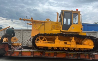 Бульдозер после кап ремонта б10мб с прямым отвалом